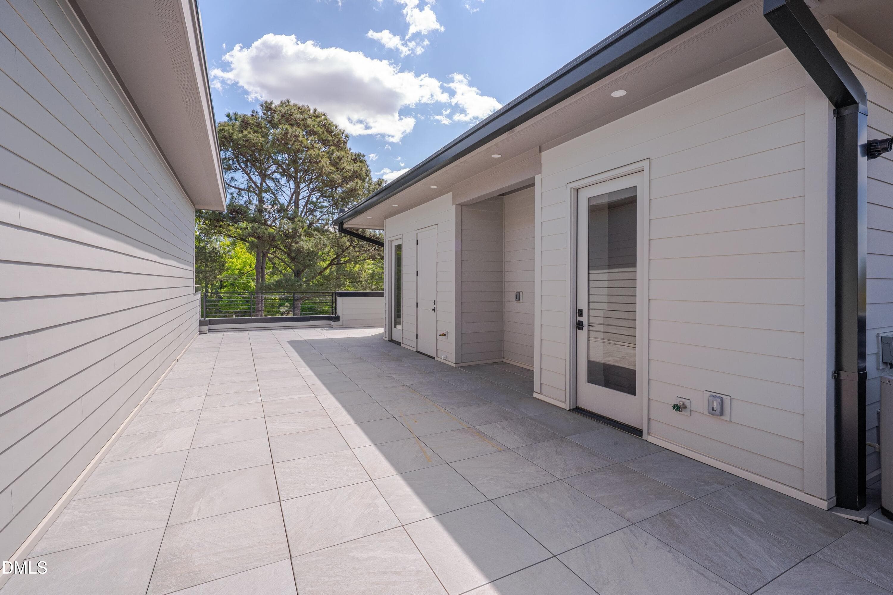 Roof Top Terrace - 1014 Manor Way, Durham, NC 27701, Durham