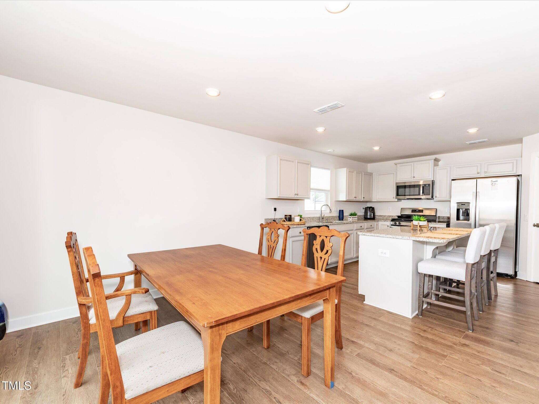 14-Dining Area - 8630 Kenridge Lane, Fuquay Varina, NC 27526