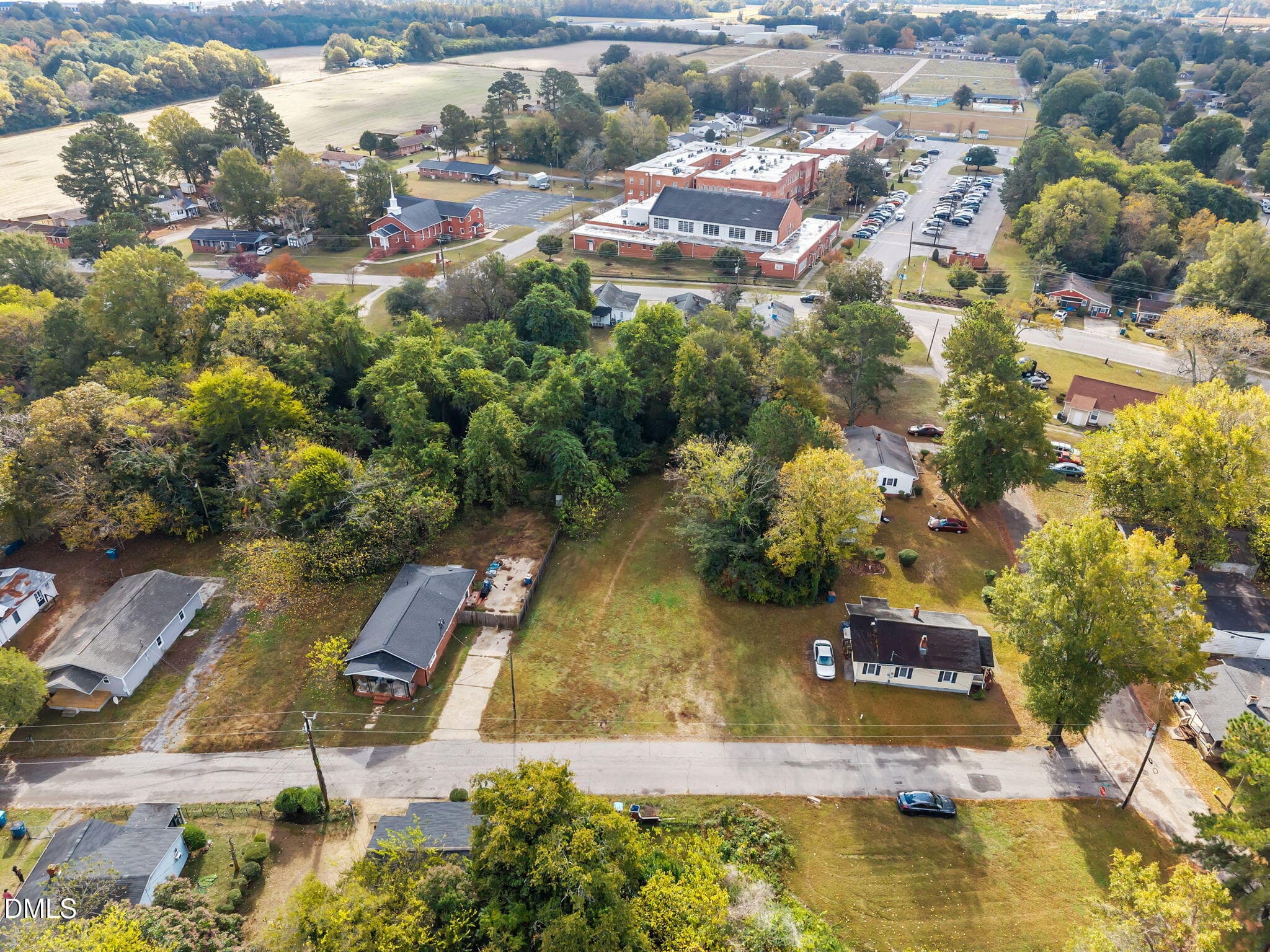 2-web-or-mls-DJI_20251030102713_0635_D - 102 N Jackson Street, Dunn, NC 28334, Dunn