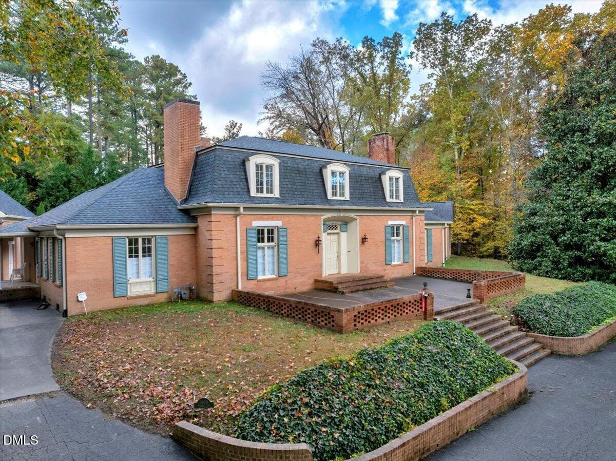 02-DJI_20251029102422_0670_D - 1909 Parker Lane, Henderson, NC 27536