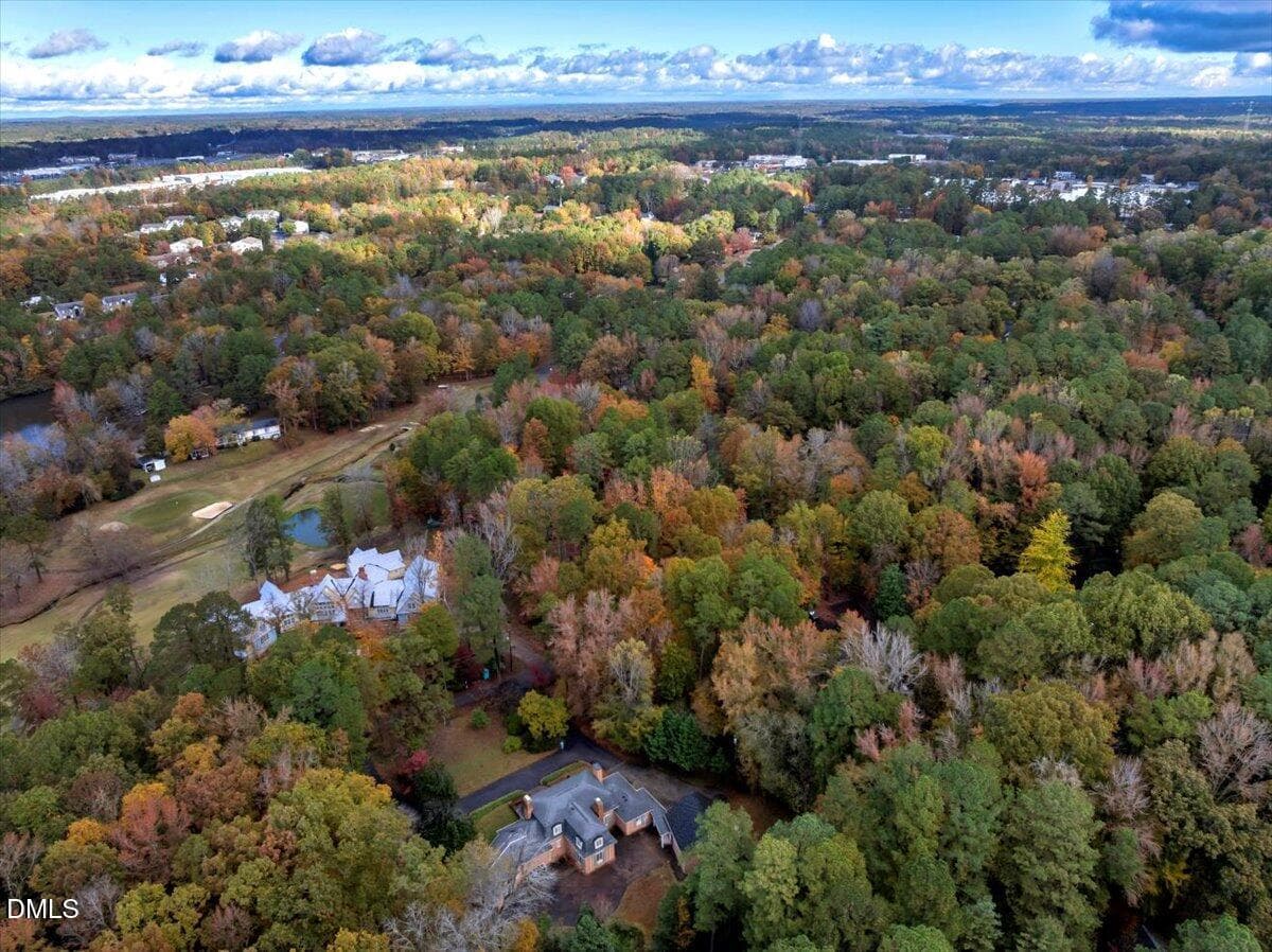 10-DJI_20251029102729_0710_D - 1909 Parker Lane, Henderson, NC 27536