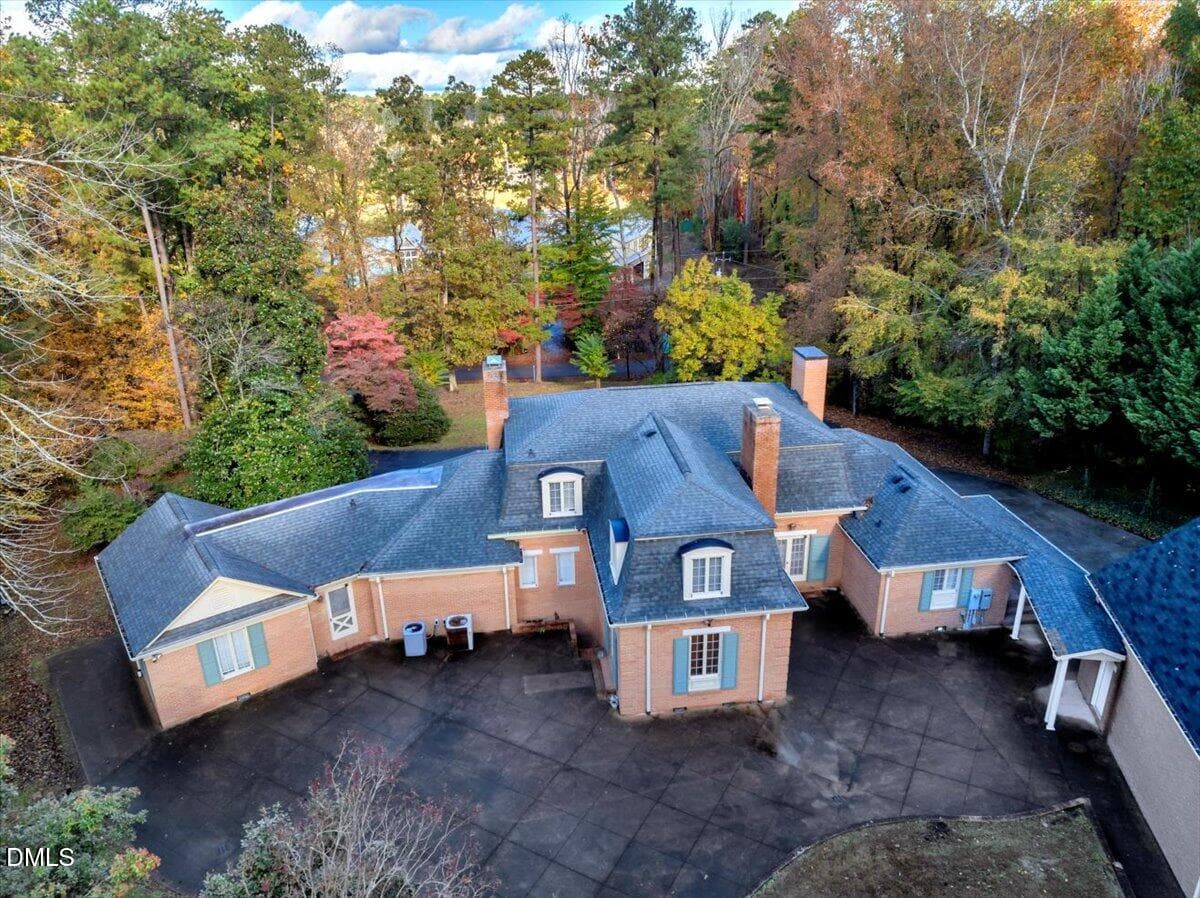 15-DJI_20251029103310_0735_D - 1909 Parker Lane, Henderson, NC 27536