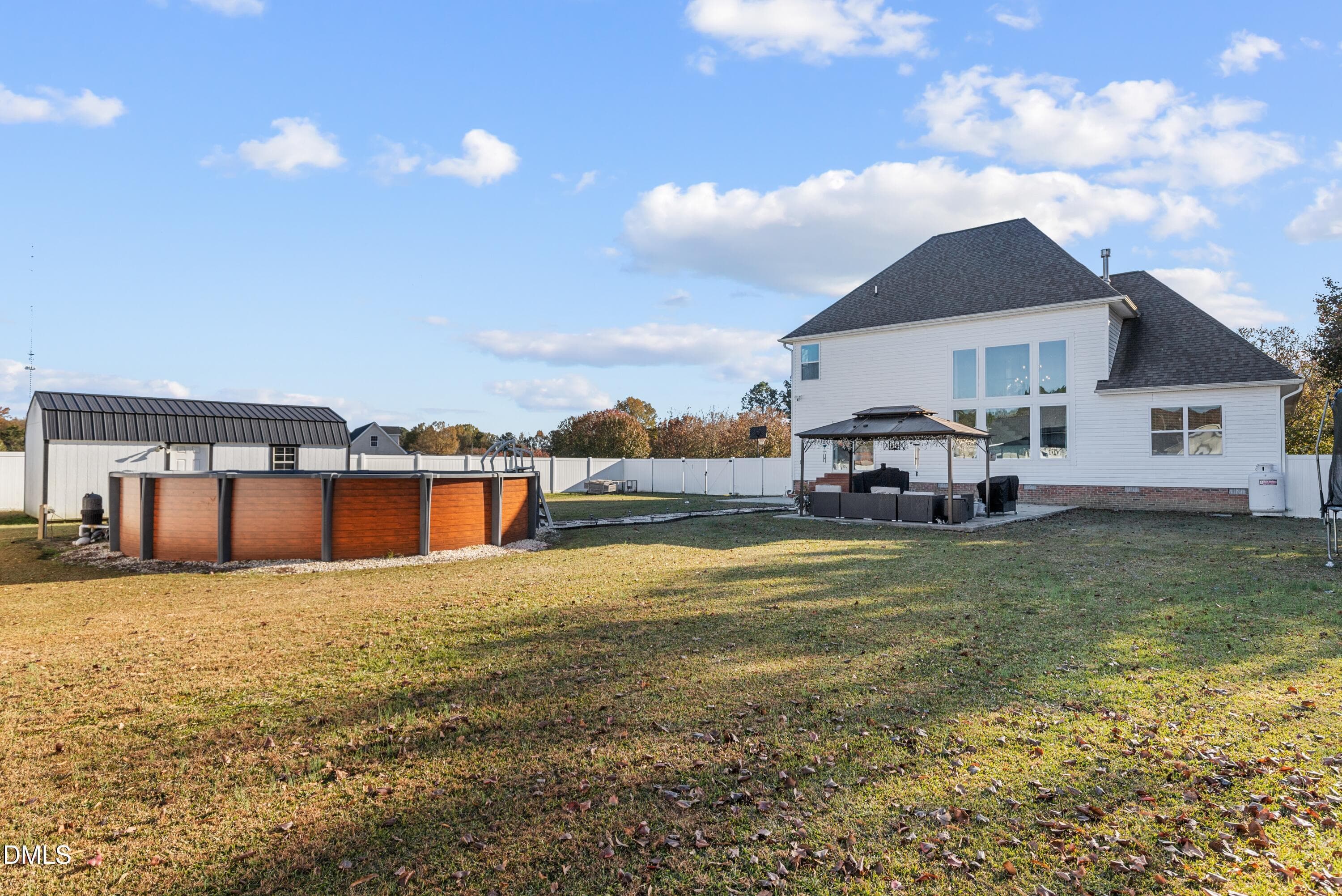 IMG_1013 - 201 Lucas Road, Dunn, NC 28334