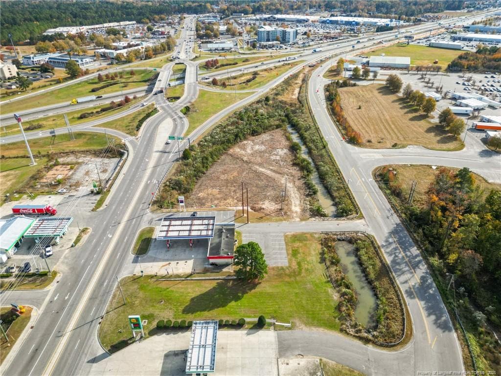 Photo 4 - 5105 N Fayetteville Road, Lumberton, NC 28360