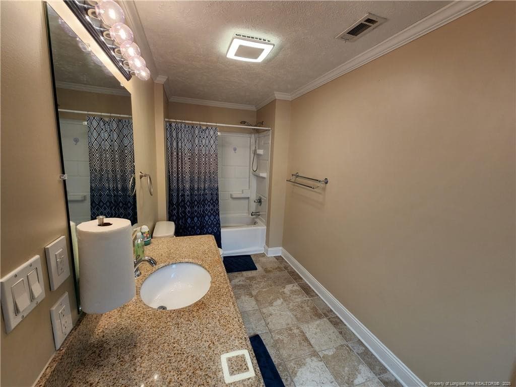 Photo 7 - 1702 Lasalle Avenue, Fayetteville, NC 28303, Fayetteville