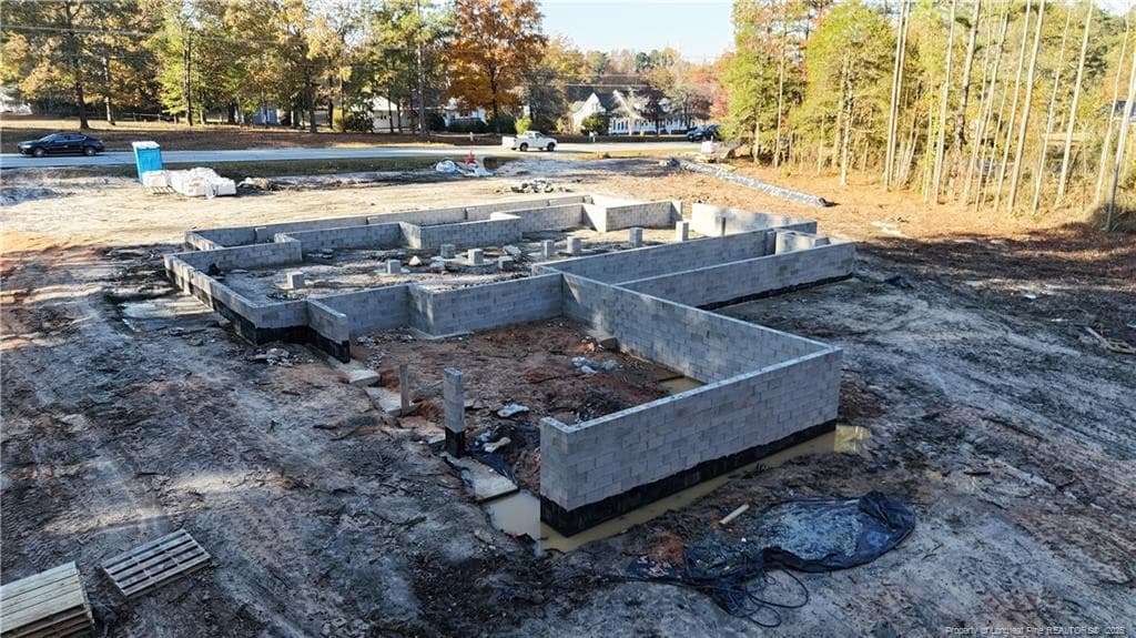 Photo 4 - 7986 Overhills Road, Spring Lake, NC 28390