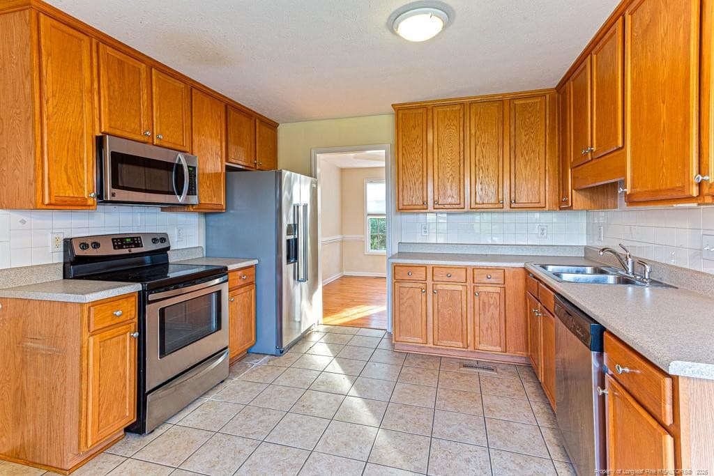 Photo 11 - 1901 Ellie Avenue, Fayetteville, NC 28314, Fayetteville
