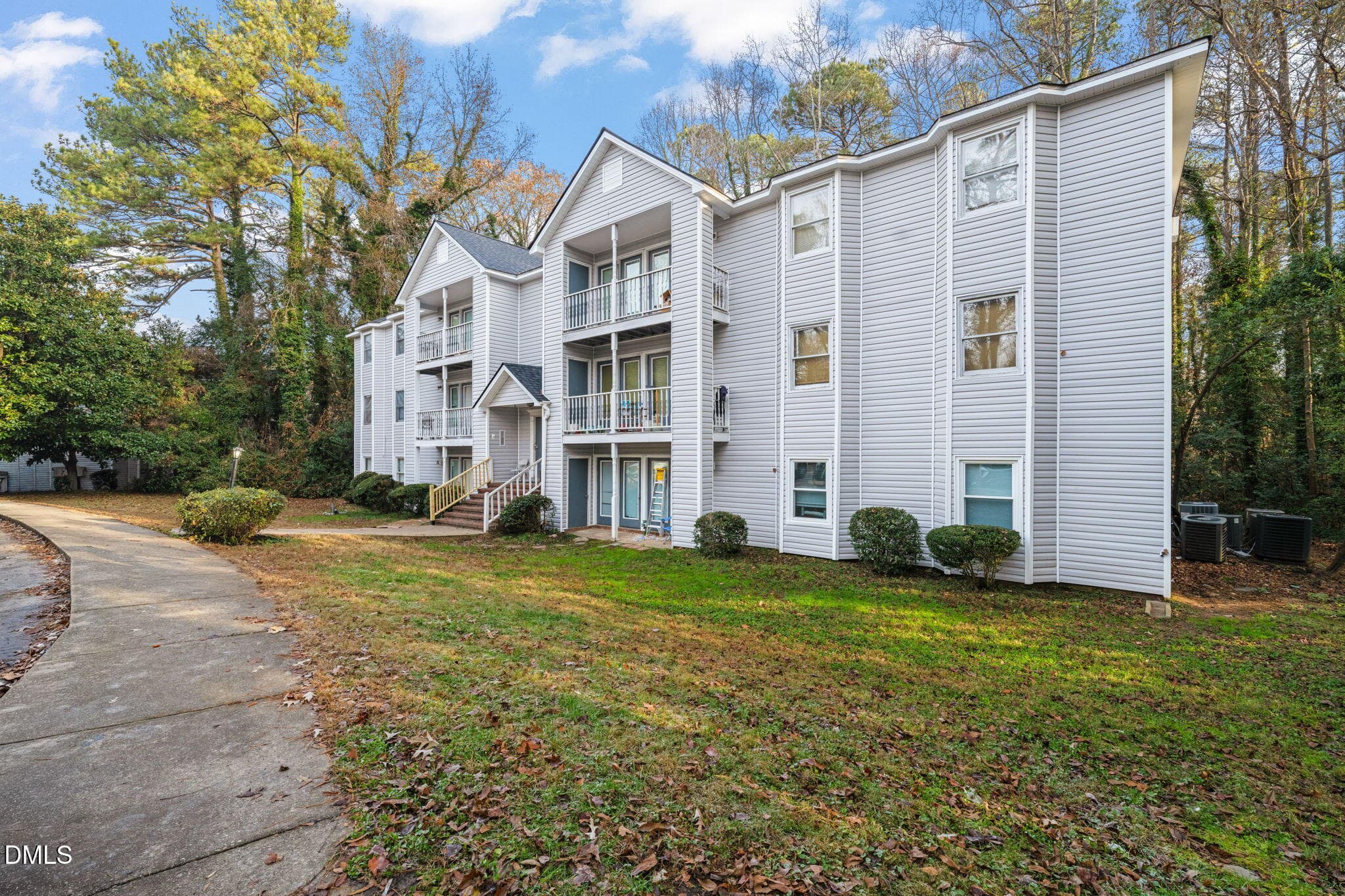 1300 Park Glen Drive 102, Raleigh, NC 27610