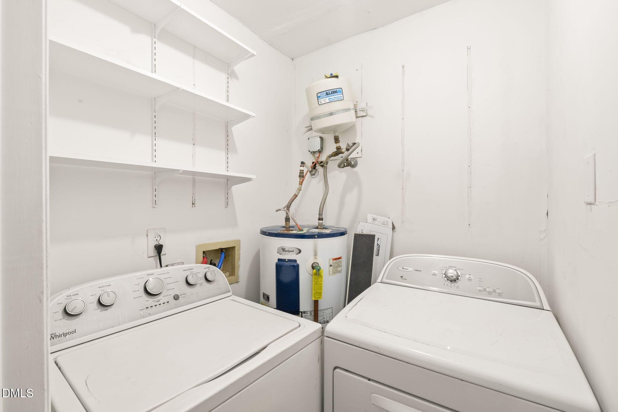 Laundry - 1300 Park Glen Drive 102, Raleigh, NC 27610, Raleigh