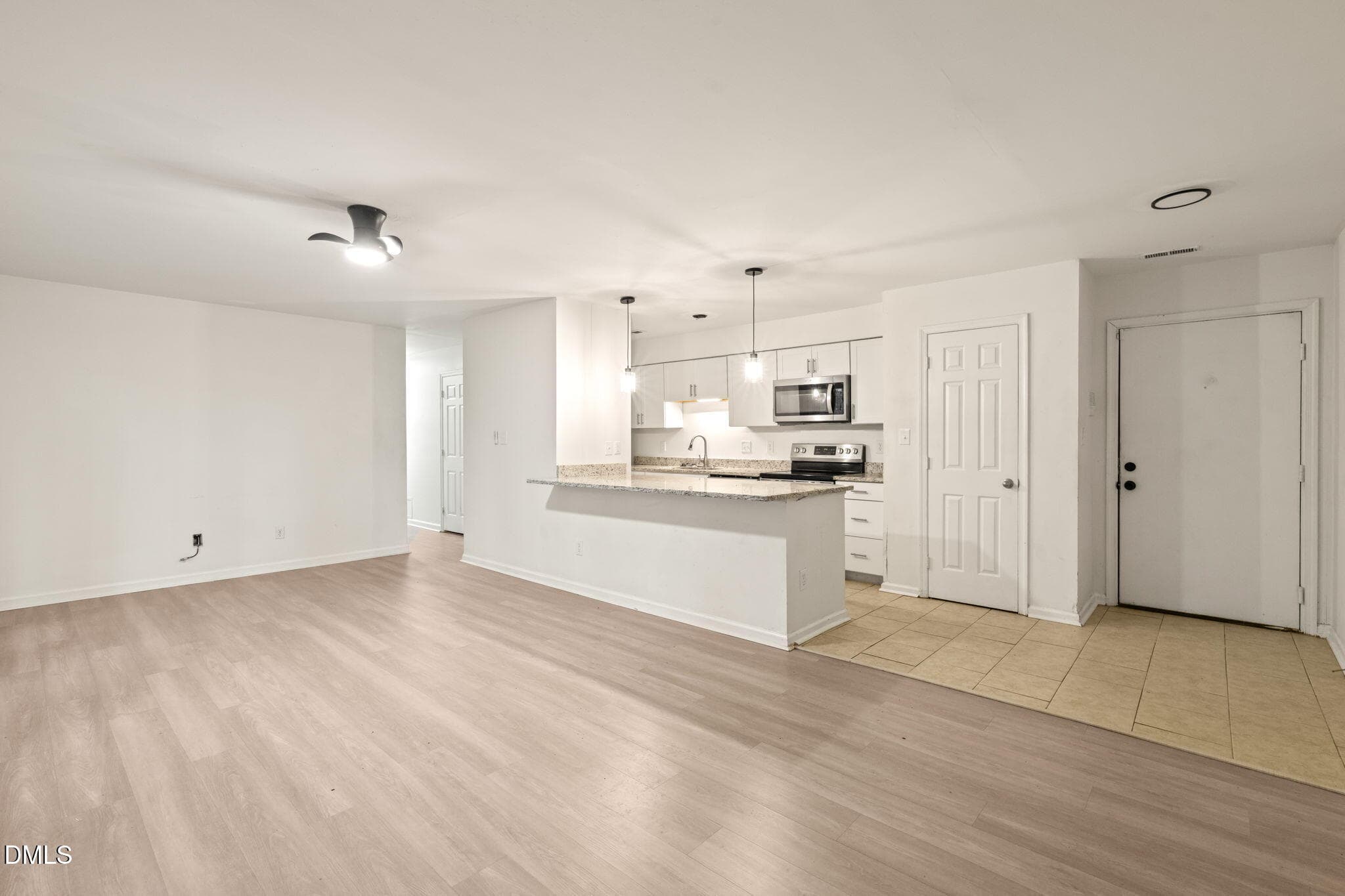 Living-dining-kitchen - 1300 Park Glen Drive 102, Raleigh, NC 27610, Raleigh