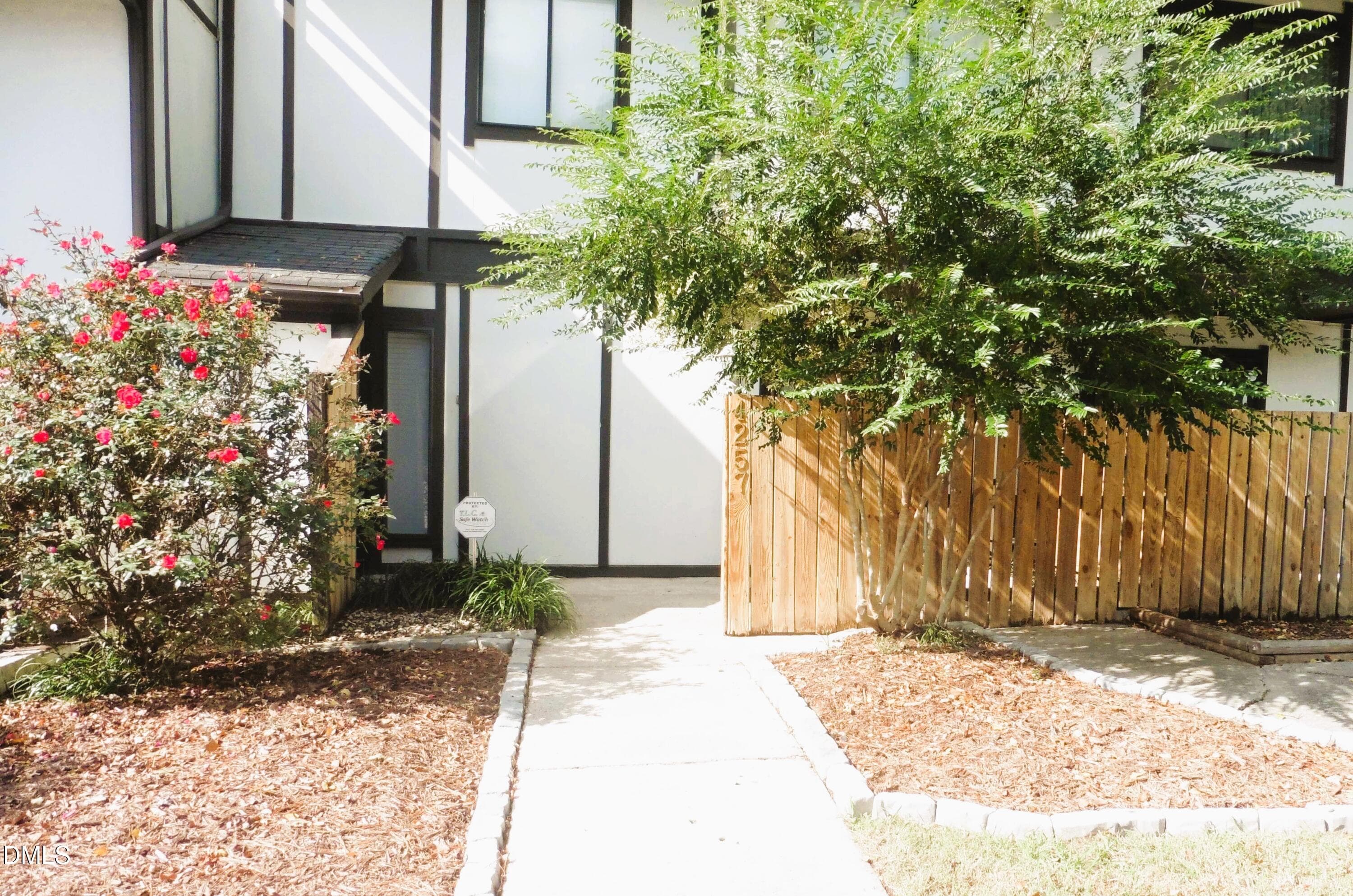 3) 65198-6913bb25dcc84 - 4257 Lake Ridge Drive, Raleigh, NC 27604, Raleigh