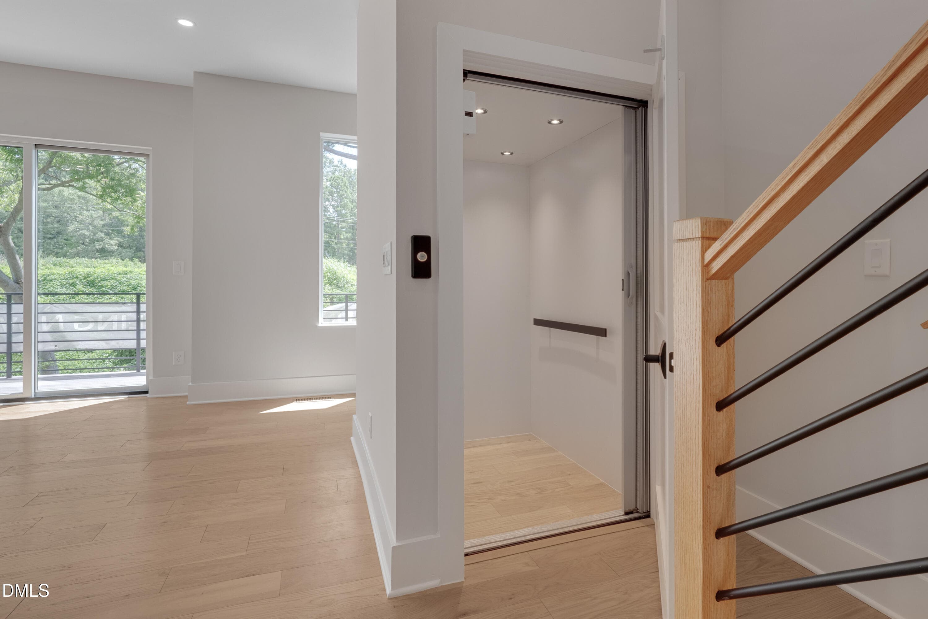 Full Size Elevator - 1014 Manor Way, Durham, NC 27701, Durham