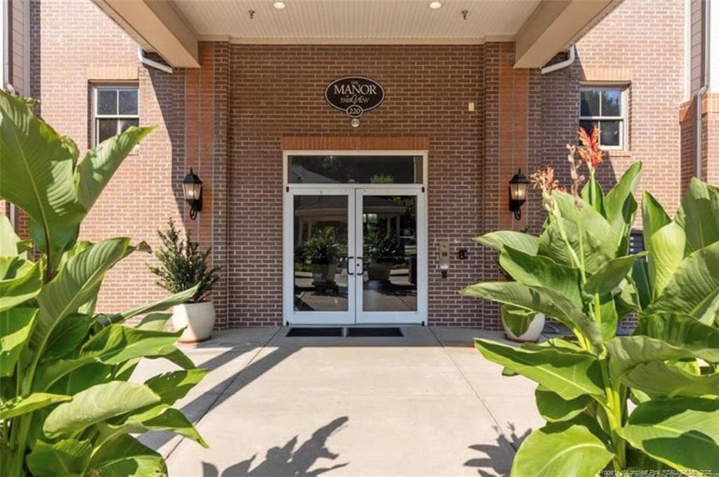 Photo 3 - 220 Hugh Shelton Loop 401, Fayetteville, NC 28301, Fayetteville