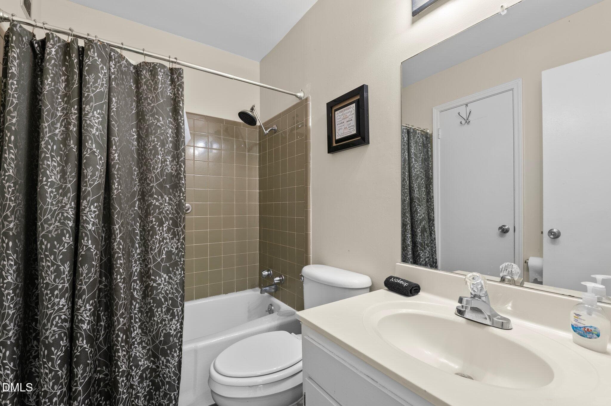 11-web-or-mls-DSC_2677 - 807 W Trinity Avenue Apt 153, Durham, NC 27701, Durham
