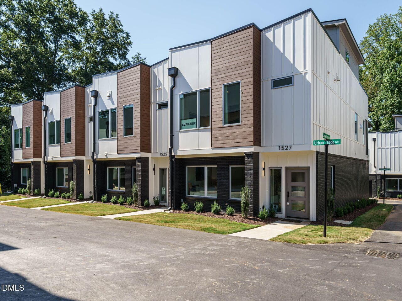 035-1280x960-building-view - 1527 Urban Trace Lane, Raleigh, NC 27608, Raleigh