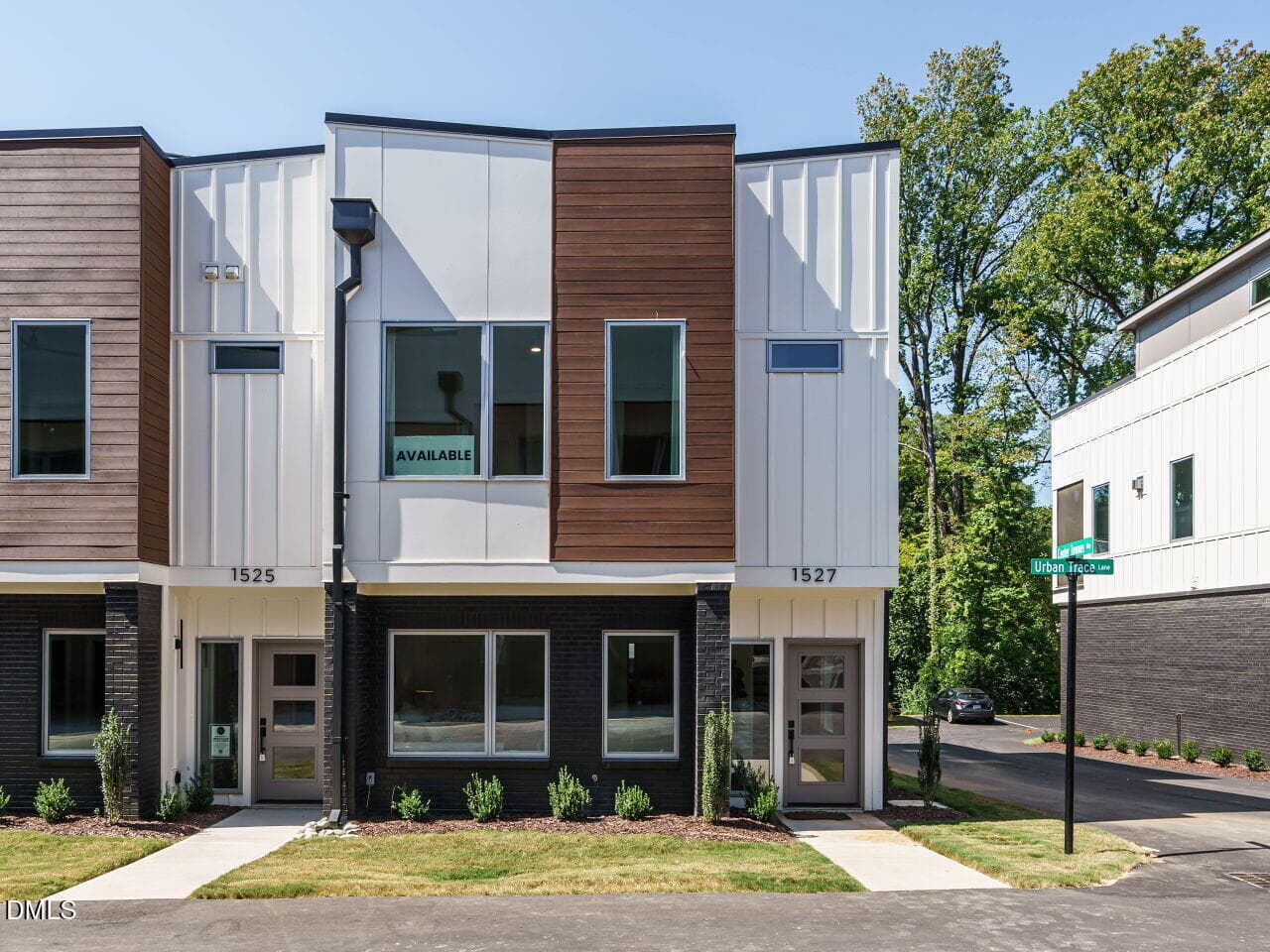 001-1280x960-main-exterior - 1527 Urban Trace Lane, Raleigh, NC 27608, Raleigh