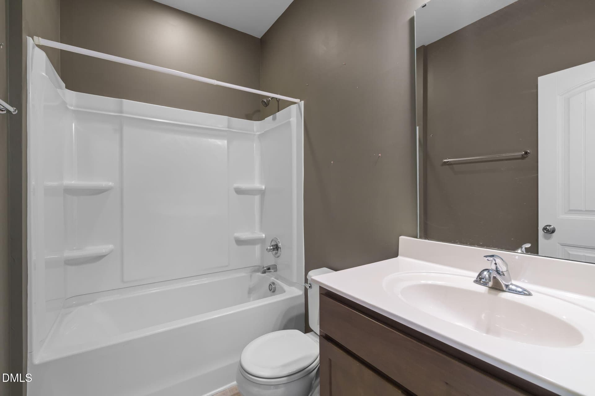 Hall bath - 1585 Sage Tree Drive, Zebulon, NC 27597