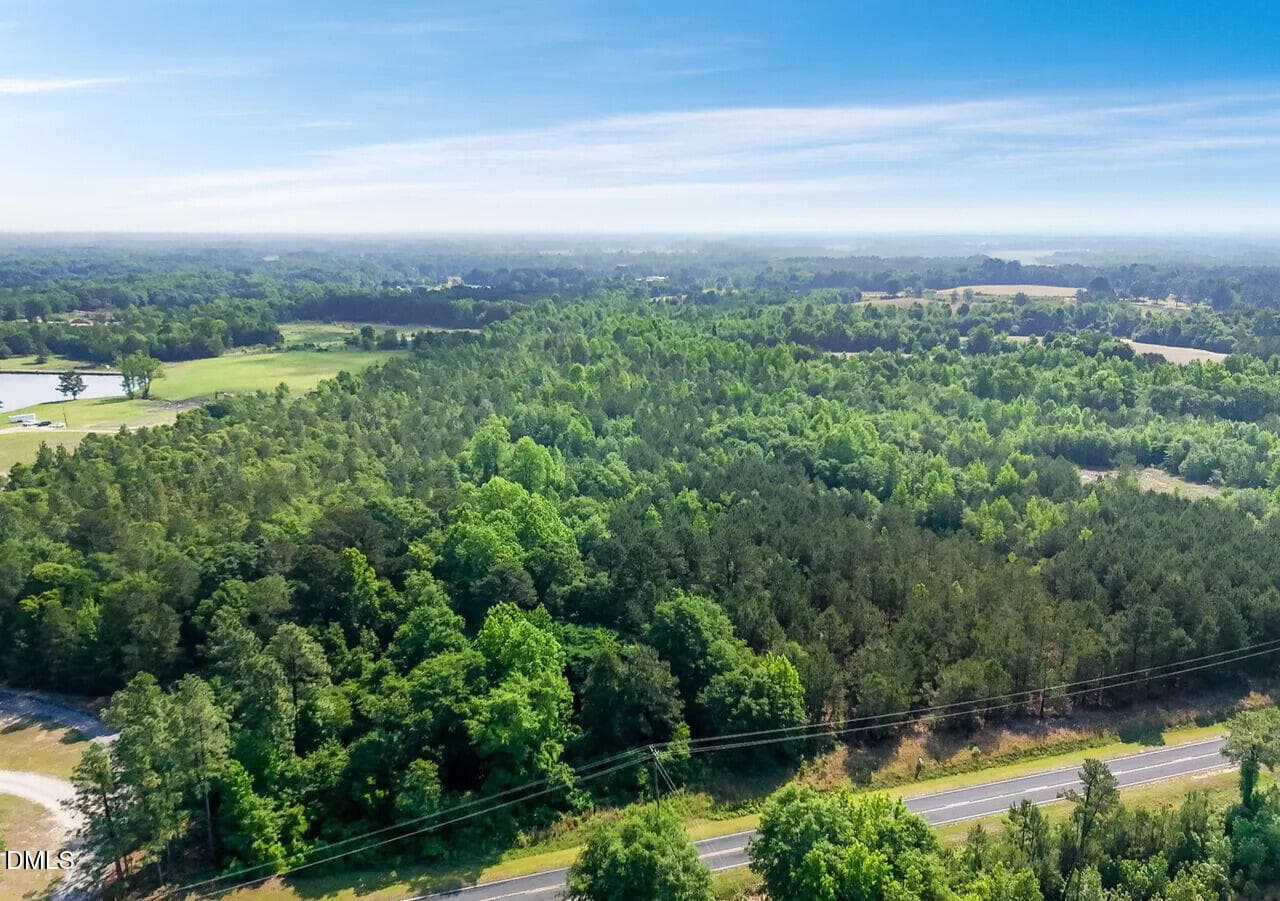 59dc46c4-8f7c-46cc-ac81-8ec2ea295d63 - 2044 Wire Road, Bunnlevel, NC 28323