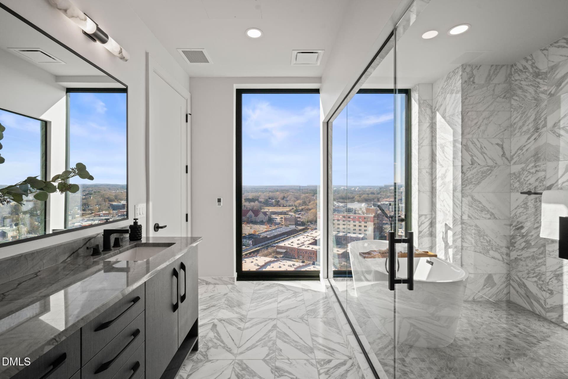 43-web-or-mls-untitled-49 - 115 Morris Street 2205, Durham, NC 27701