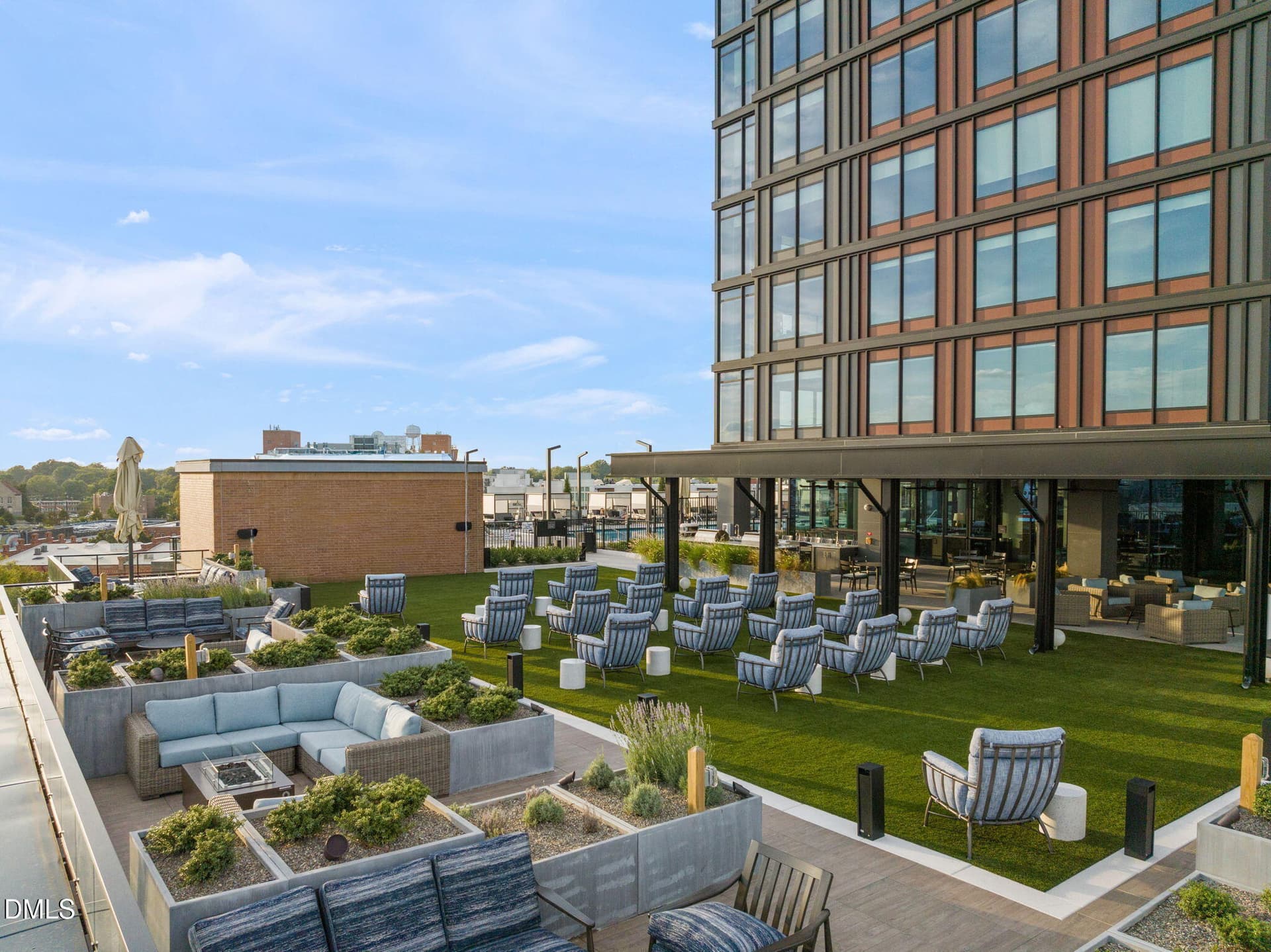 68-web-or-mls-38-web-or-mls-40-web-or-ml - 115 Morris Street 2205, Durham, NC 27701