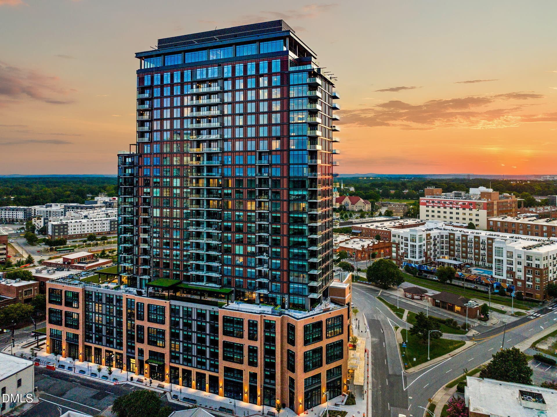 74-web-or-mls-44-web-or-mls-46-web-or-ml - 115 Morris Street 2205, Durham, NC 27701