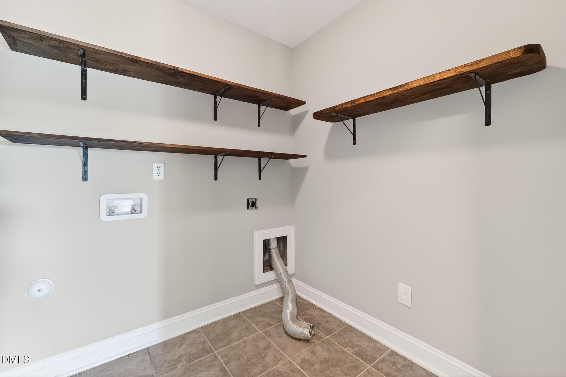 30-web-or-mls-DSC02305 - 409 Midlander Drive, Knightdale, NC 27545