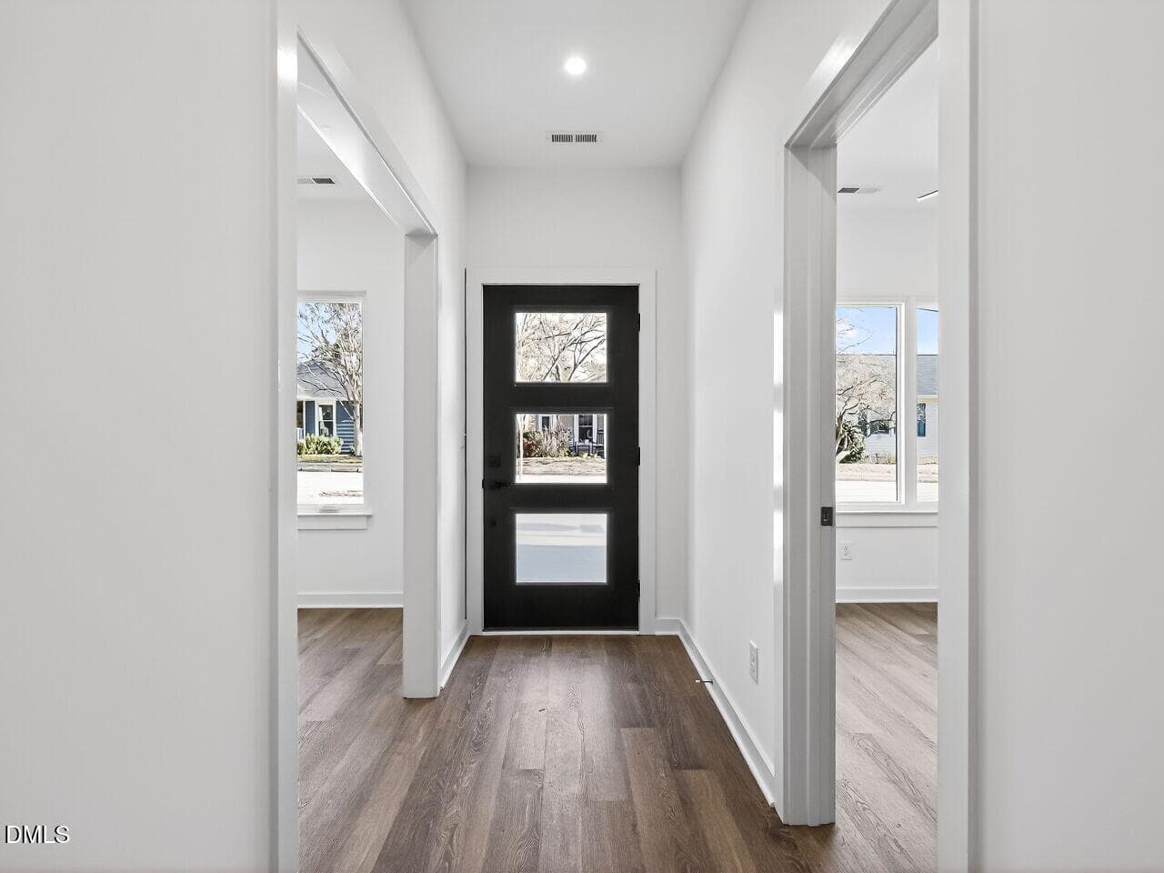 003-1280x960-foyer - 1521 Sunrise Avenue, Raleigh, NC 27608, Raleigh
