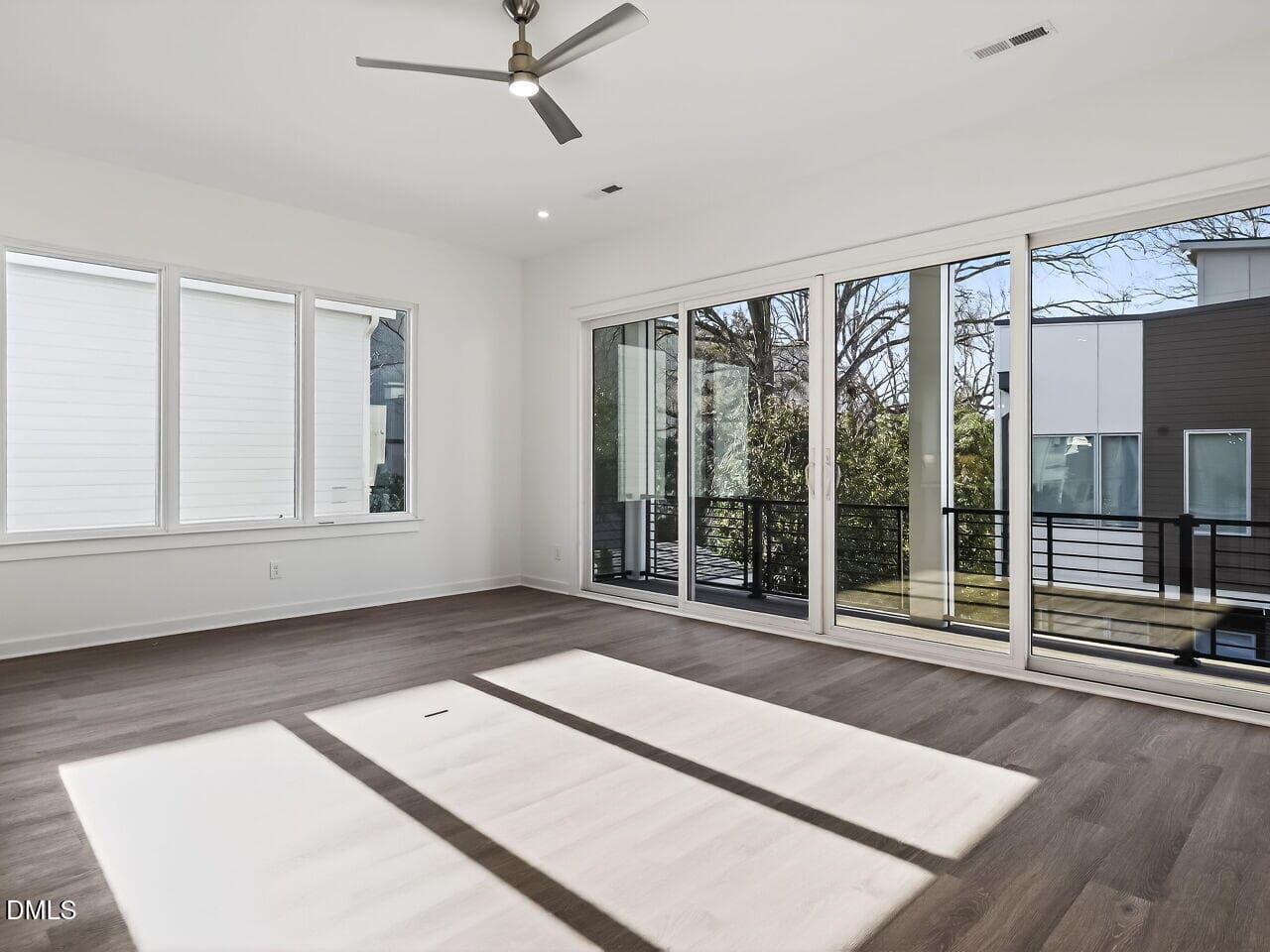 012-1280x960-living-room - 1521 Sunrise Avenue, Raleigh, NC 27608, Raleigh
