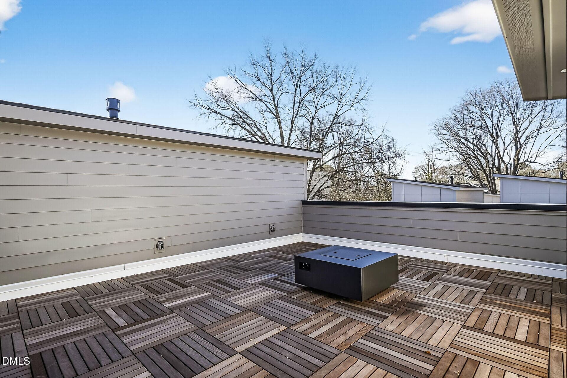 025-1920x1080-rooftop-veranda - 1521 1/2 Sunrise Avenue, Raleigh, NC 27608, Raleigh