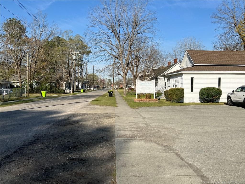 Photo 2 - 213 E Columbus Street, Whiteville, NC 28472, Whiteville