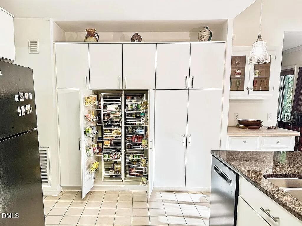 Oversized Cabinets - 1907 Wedgewood Drive, Sanford, NC 27332