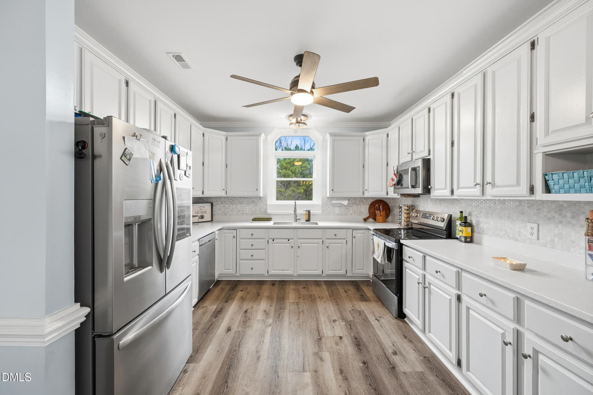 14 -3405 apple meadow dr, interior, kitc - 3405 Apple Meadow Drive, Fuquay Varina, NC 27526