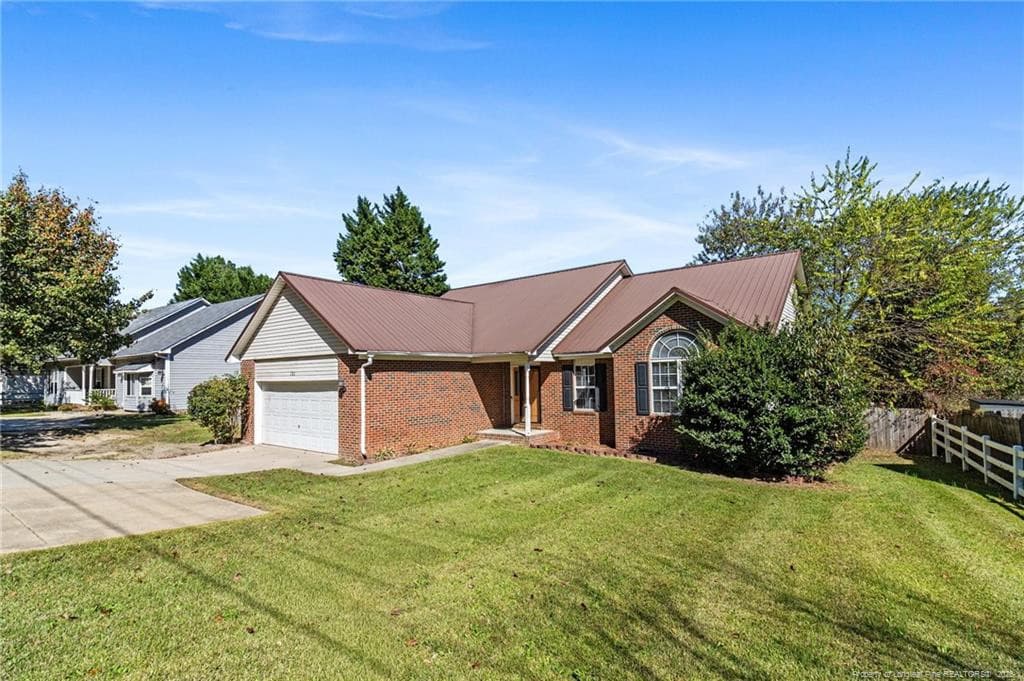 Photo 3 - 780 Wayside Road, Raeford, NC 28376, Raeford