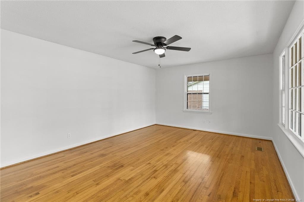 Photo 8 - 410 Lansdowne Road, Fayetteville, NC 28314, Fayetteville