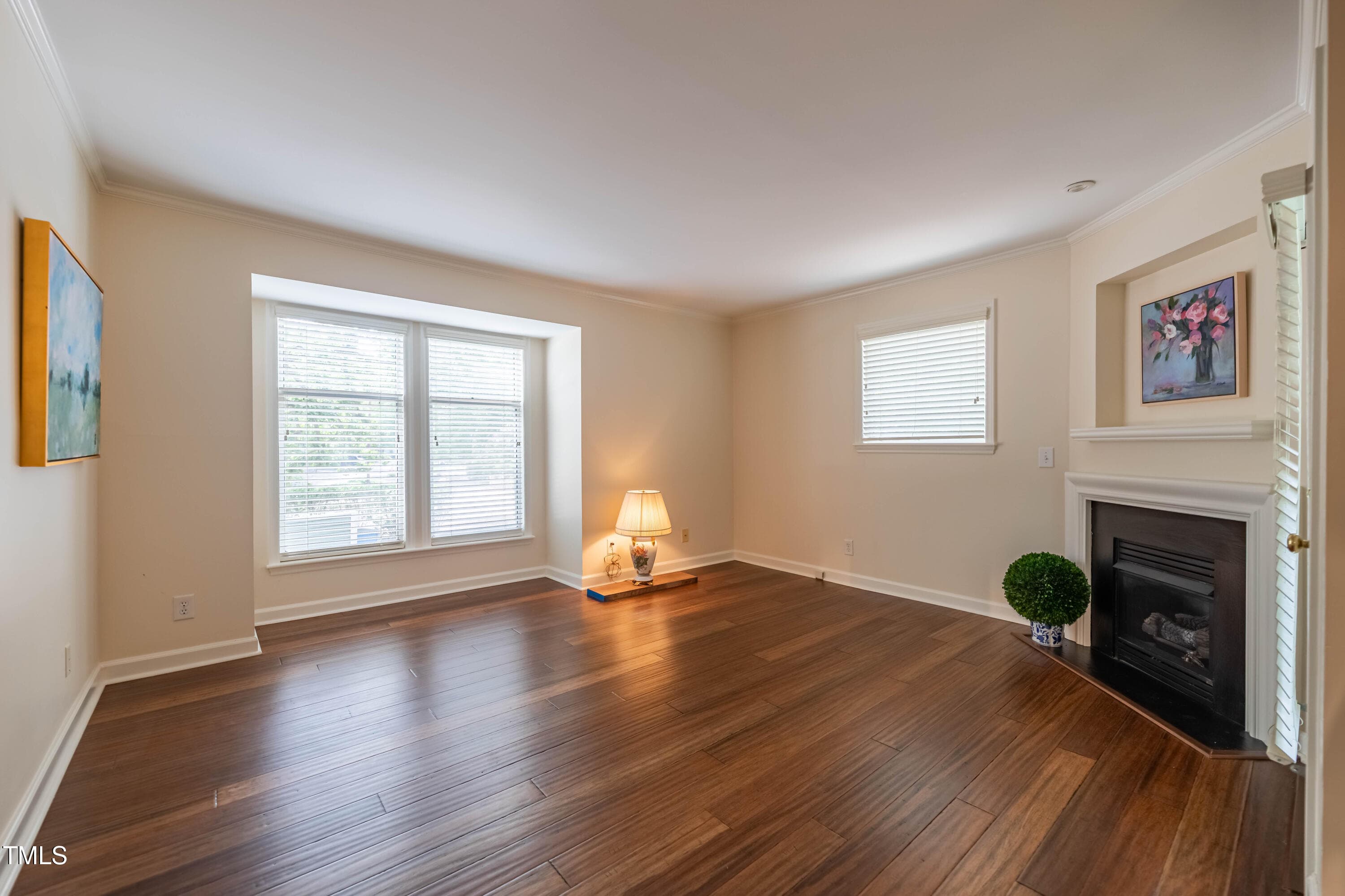 2E6A6195-HDR - 1211 Westview Lane 201, Raleigh, NC 27605, Raleigh