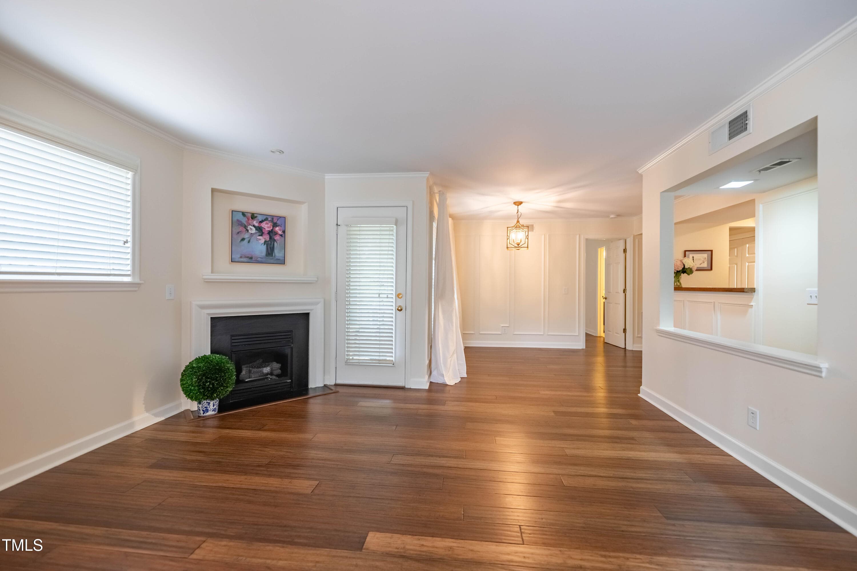 2E6A6210-HDR - 1211 Westview Lane 201, Raleigh, NC 27605, Raleigh
