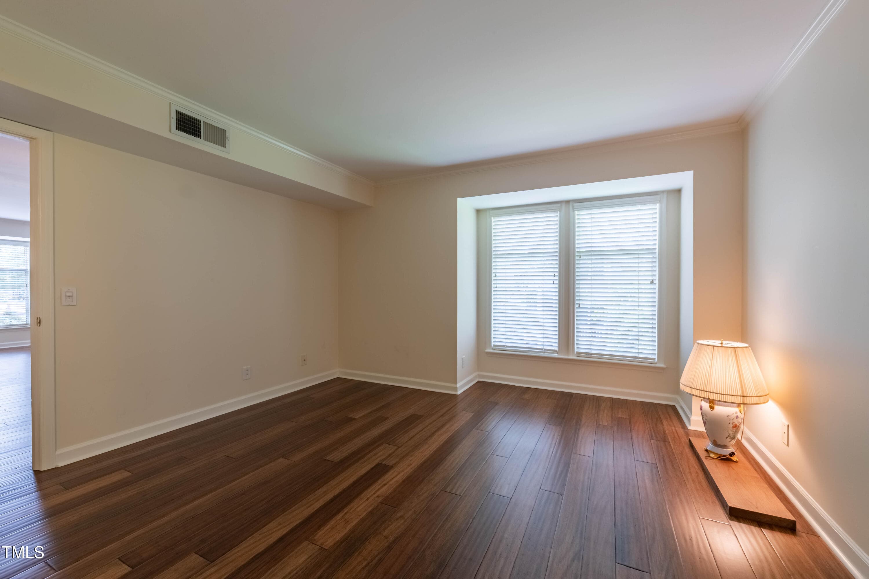 2E6A6260-HDR - 1211 Westview Lane 201, Raleigh, NC 27605, Raleigh