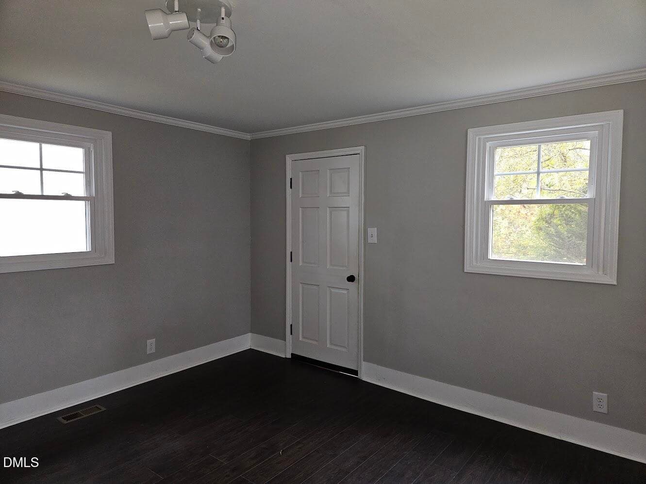 Bed 3 - 1307 N Hyde Park Avenue, Durham, NC 27701, Durham