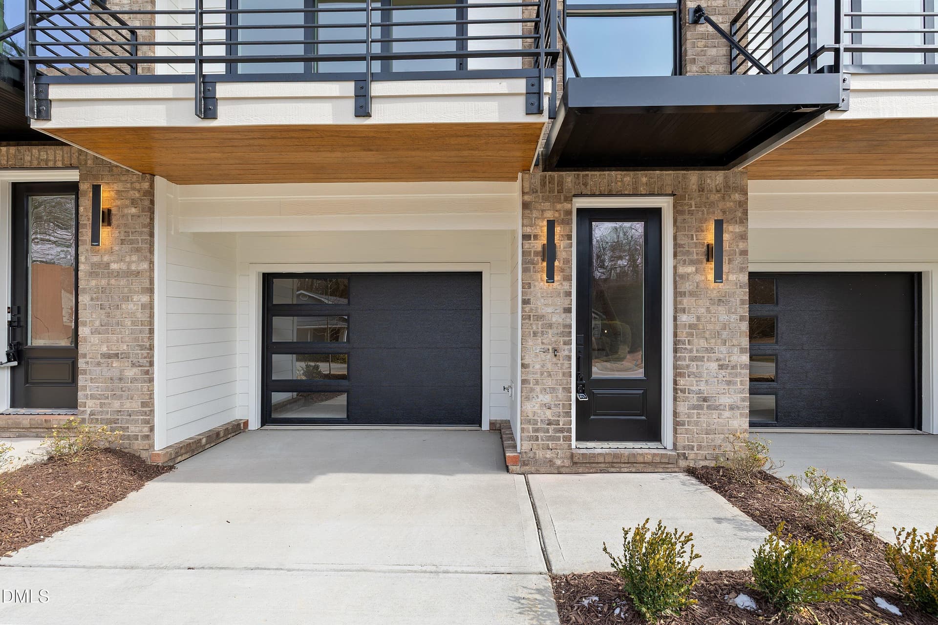 02-221 S West St_1556 - 221 S West Street, Fuquay Varina, NC 27526
