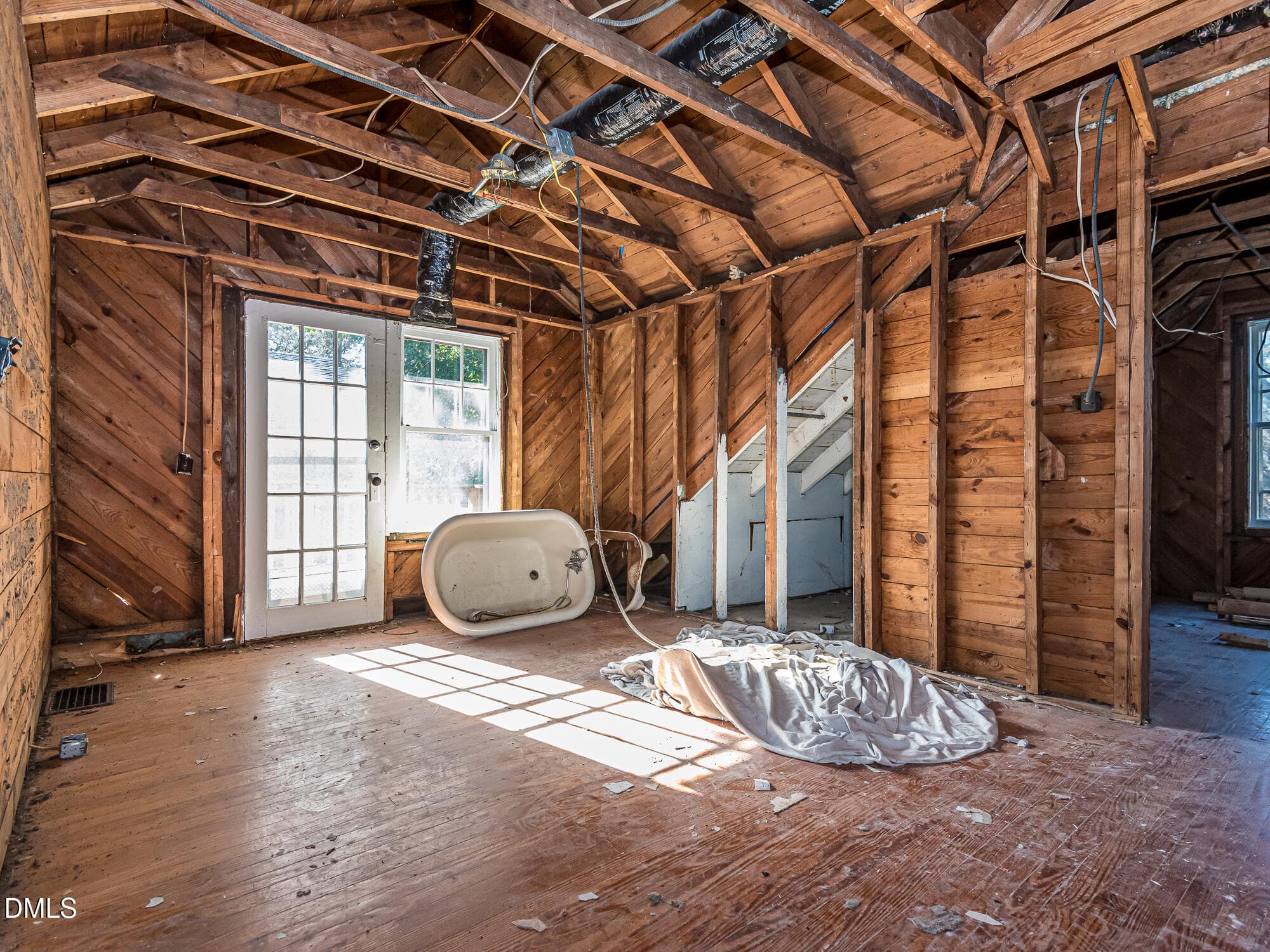 InTrust_Realty_Lee_1825_White_Oak-7555 - 1825 White Oak Road, Raleigh, NC 27608, Raleigh