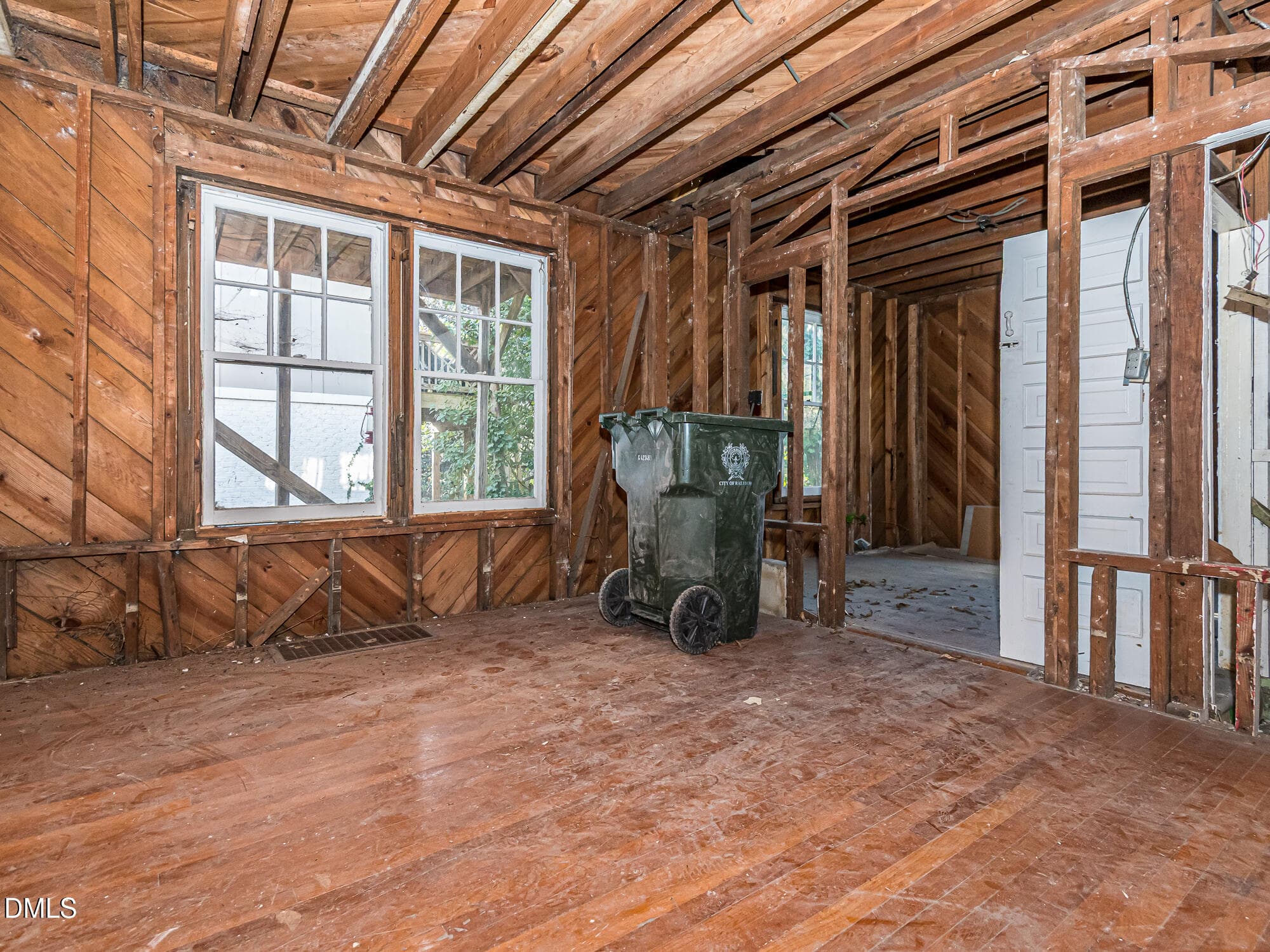 InTrust_Realty_Lee_1825_White_Oak-7567 - 1825 White Oak Road, Raleigh, NC 27608, Raleigh