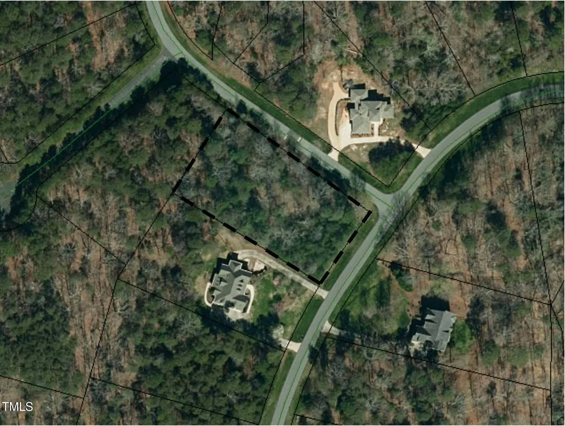 tempImageN2Ctbj - 123 Lakewood Court, New London, NC 28127