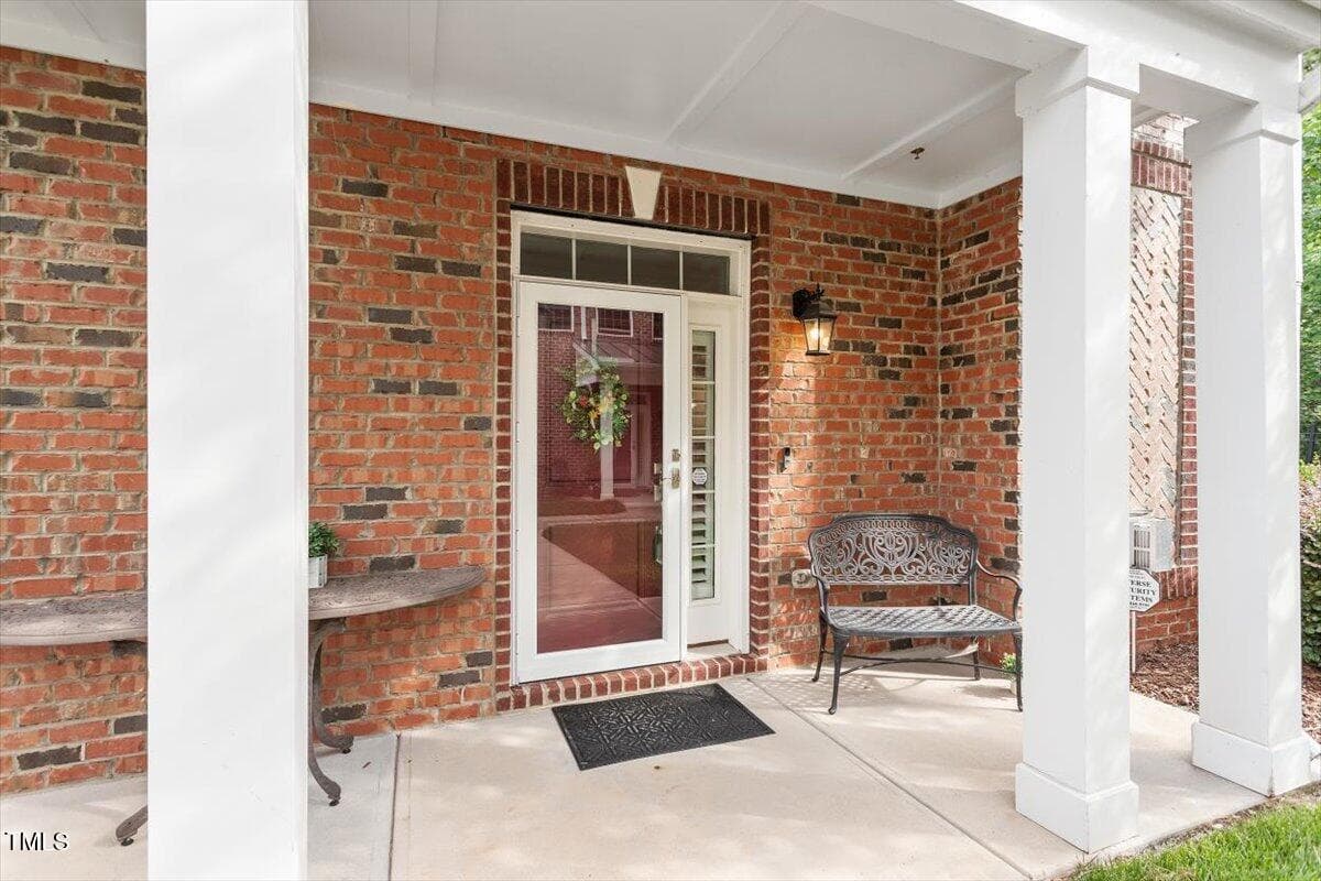 03-10310 Sablewood Dr 115 [2290716]_03 - 10310 Sablewood Drive 115, Raleigh, NC 27617, Raleigh