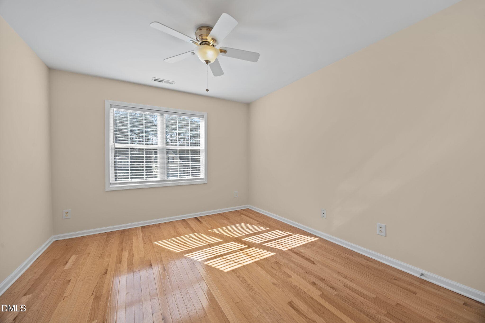 50-web-or-mls-IMG_4519 - 5210 Groveside Court, Raleigh, NC 27613, Raleigh