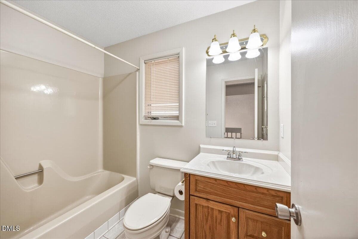 27-2A1A4837 - 5004 Cardinal Circle, Sanford, NC 27332