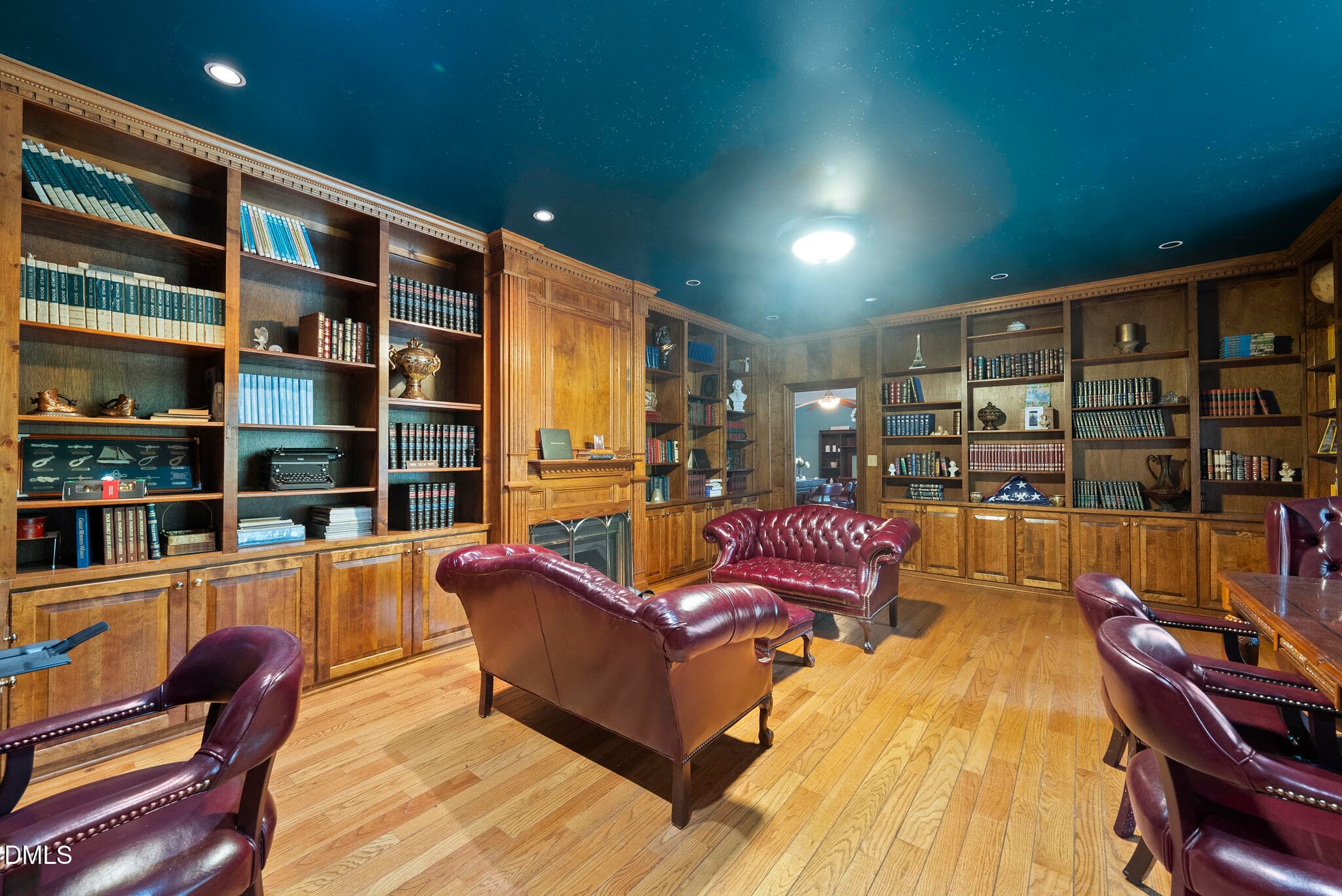 111 Foxridge Rd - 111 Foxridge Road, Chapel Hill, NC 27514, Chapel Hill