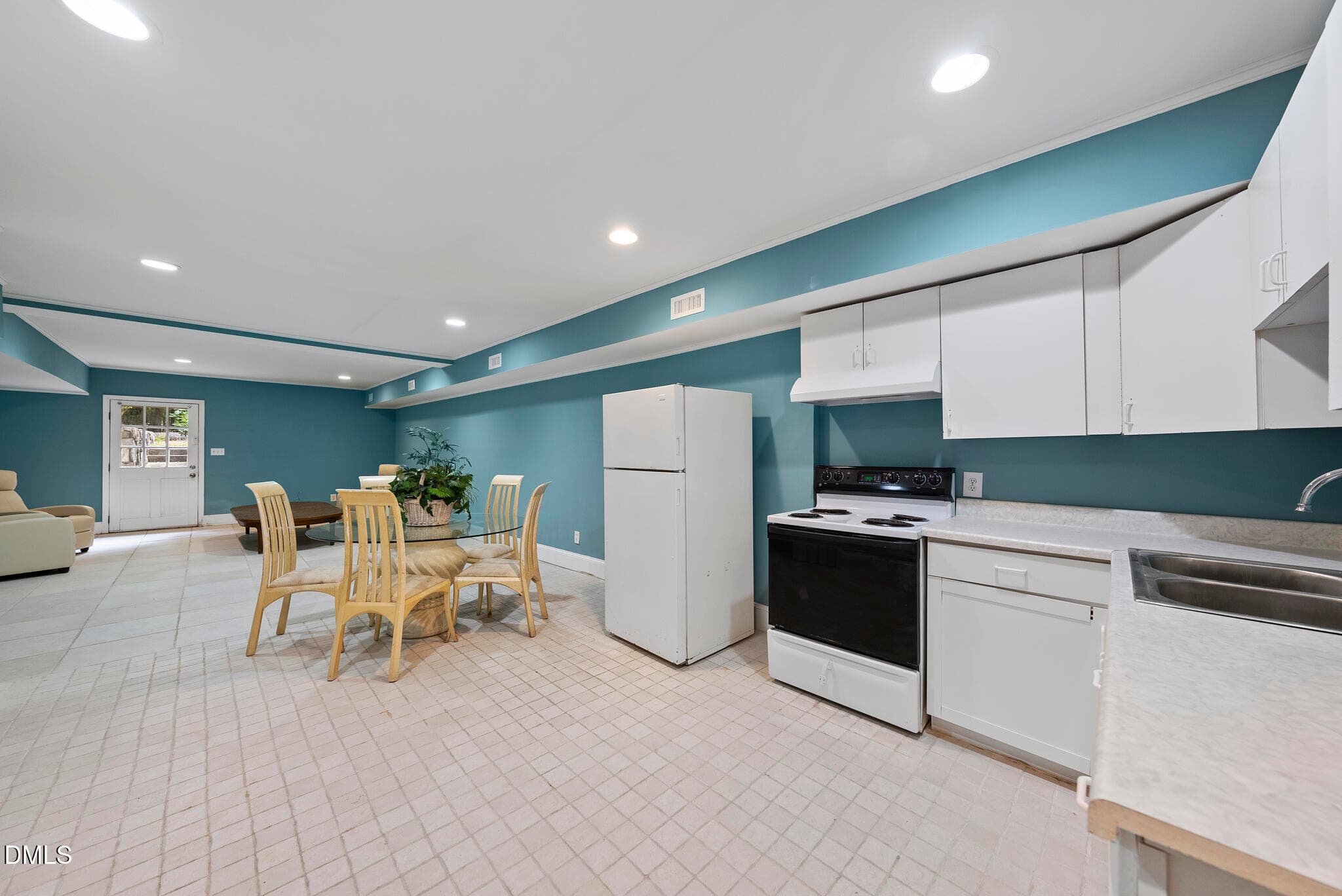 111 Foxridge Rd - 111 Foxridge Road, Chapel Hill, NC 27514, Chapel Hill