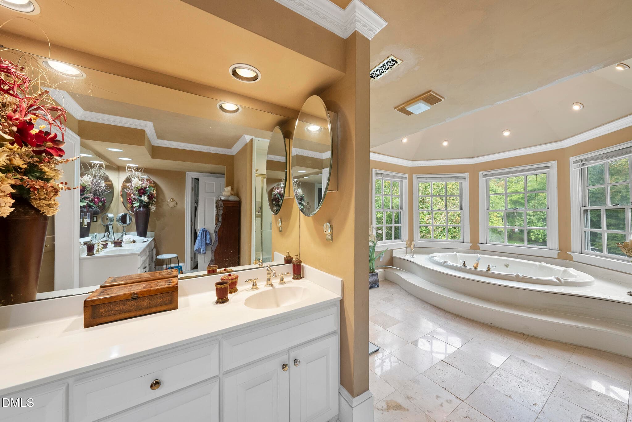 111 Foxridge Rd - 111 Foxridge Road, Chapel Hill, NC 27514, Chapel Hill