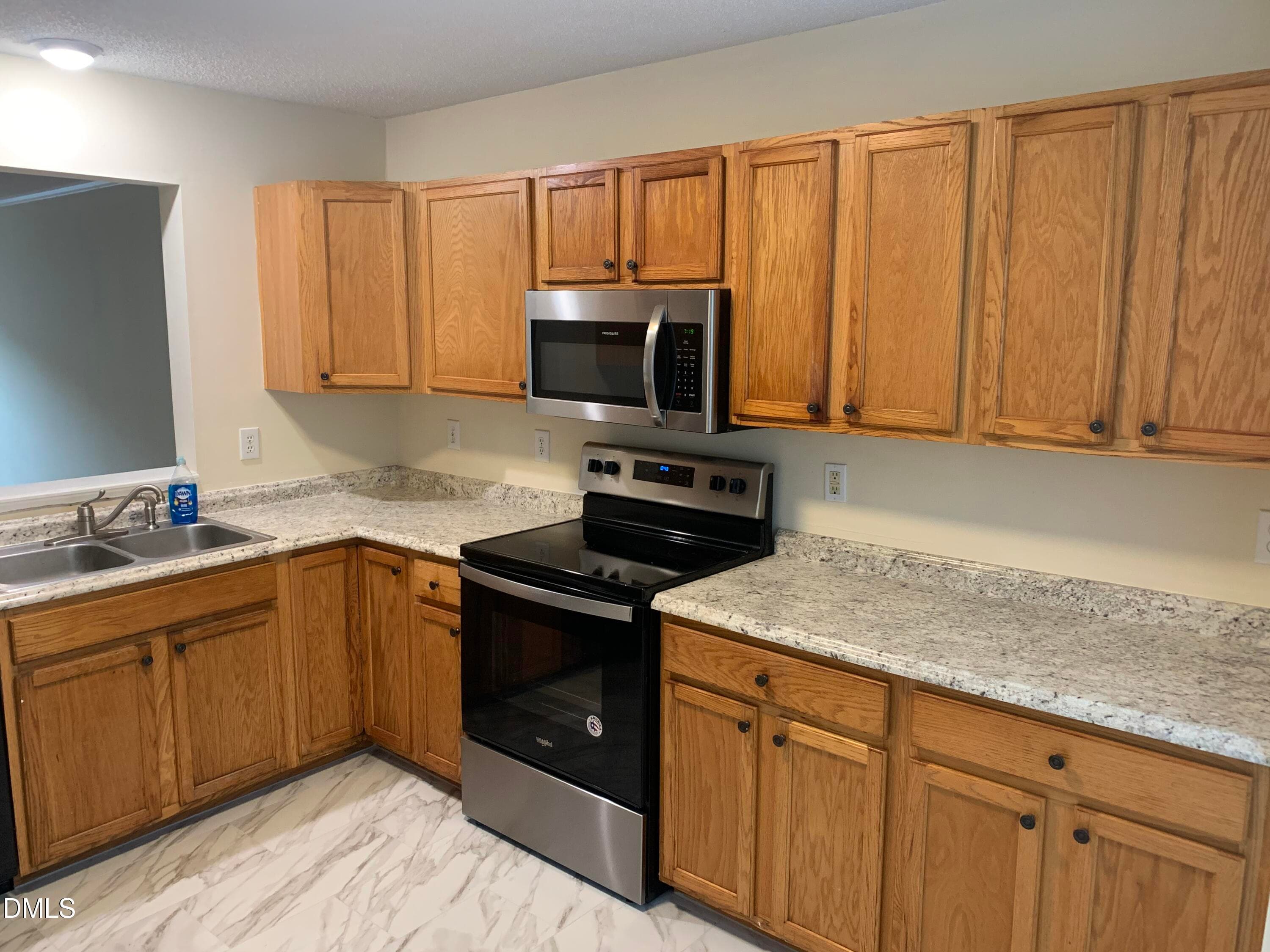 Kitch2 - 204 Climbing Ivy Court, Cary, NC 27511, Cary