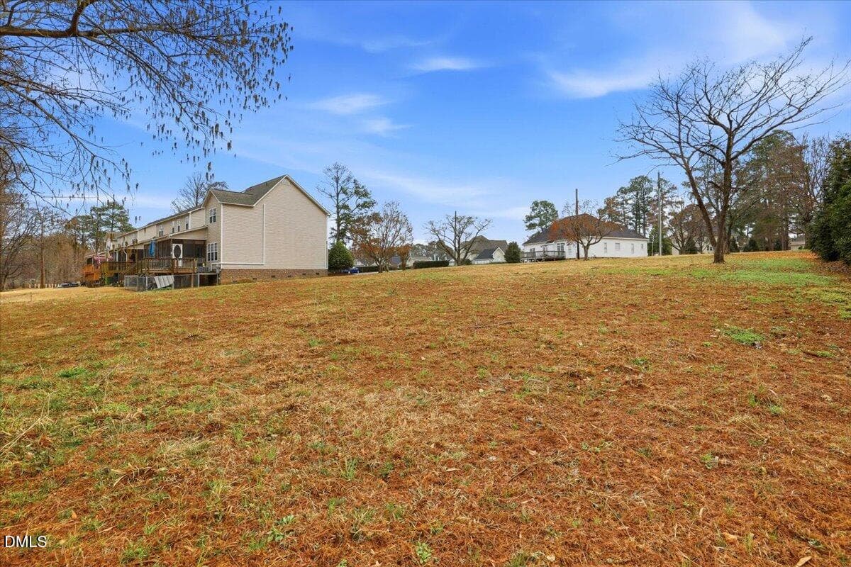 06-1100 S Lakeside Dr-6 - 1100 S Lakeside Drive, Four Oaks, NC 27524